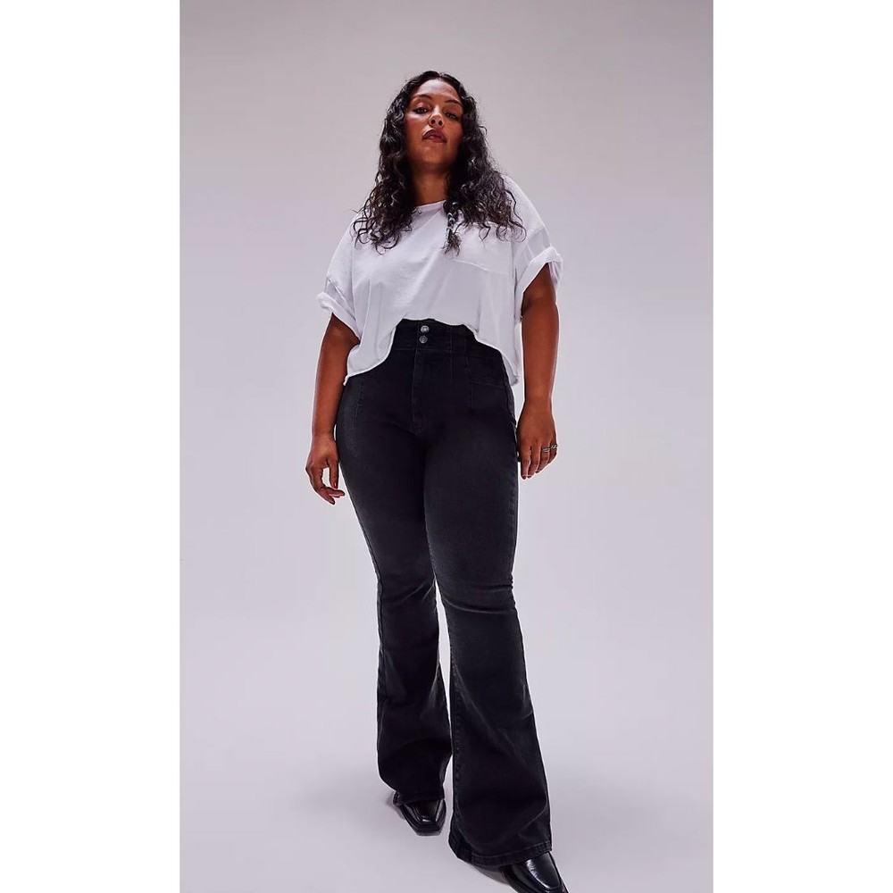 We The Free Jeans Jade Women's 31‎ Onix Black High Waisted Flare Stretch Pants